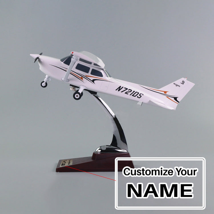 Classic Prototype CESSNA 172 SKYHAWK Airplane Model (1:32 Scale 27CM)