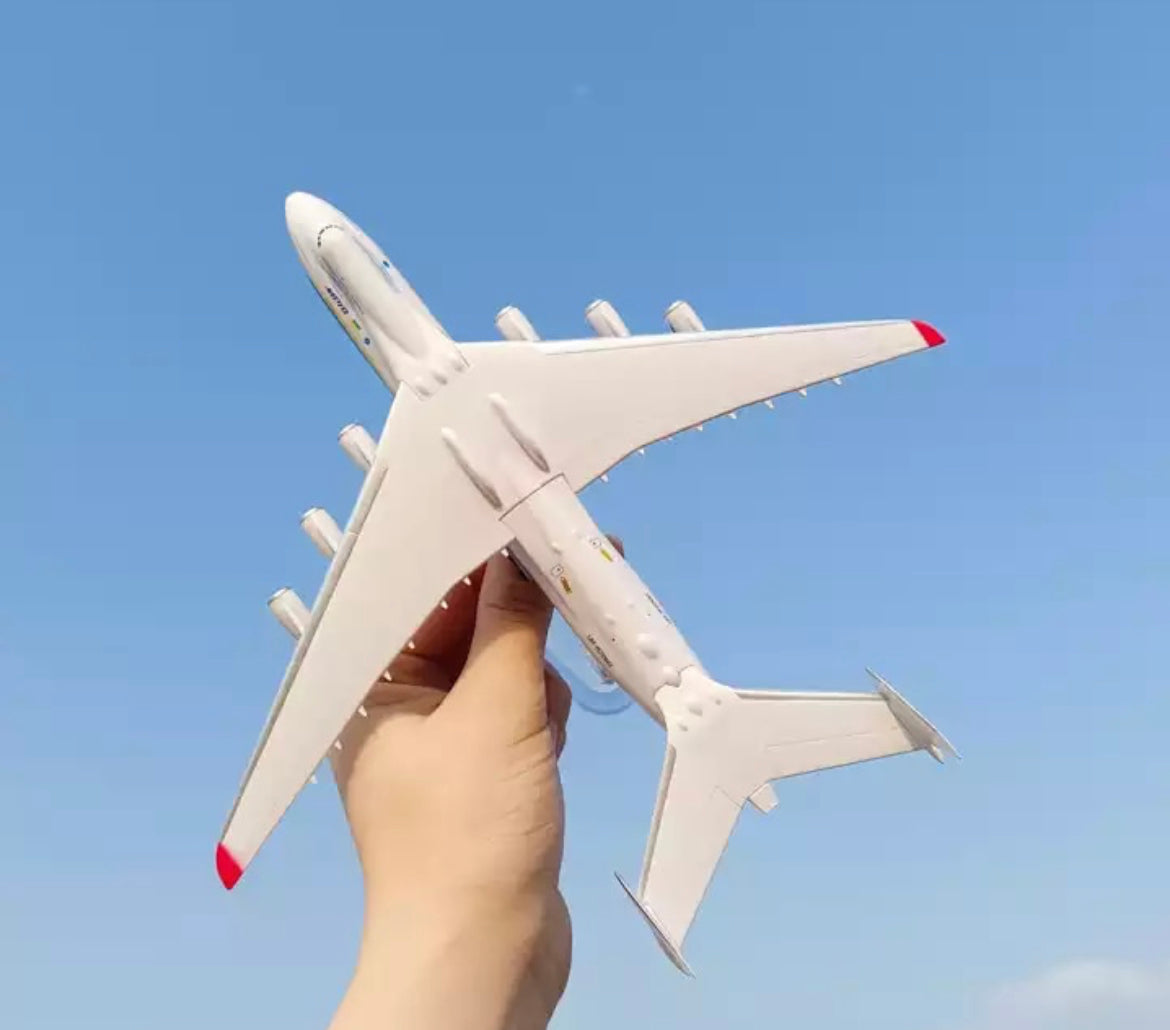 Antonov Ukraine An-225 (AN225) 1/400 Scale Airplane Model (Special Handmade 21CM)