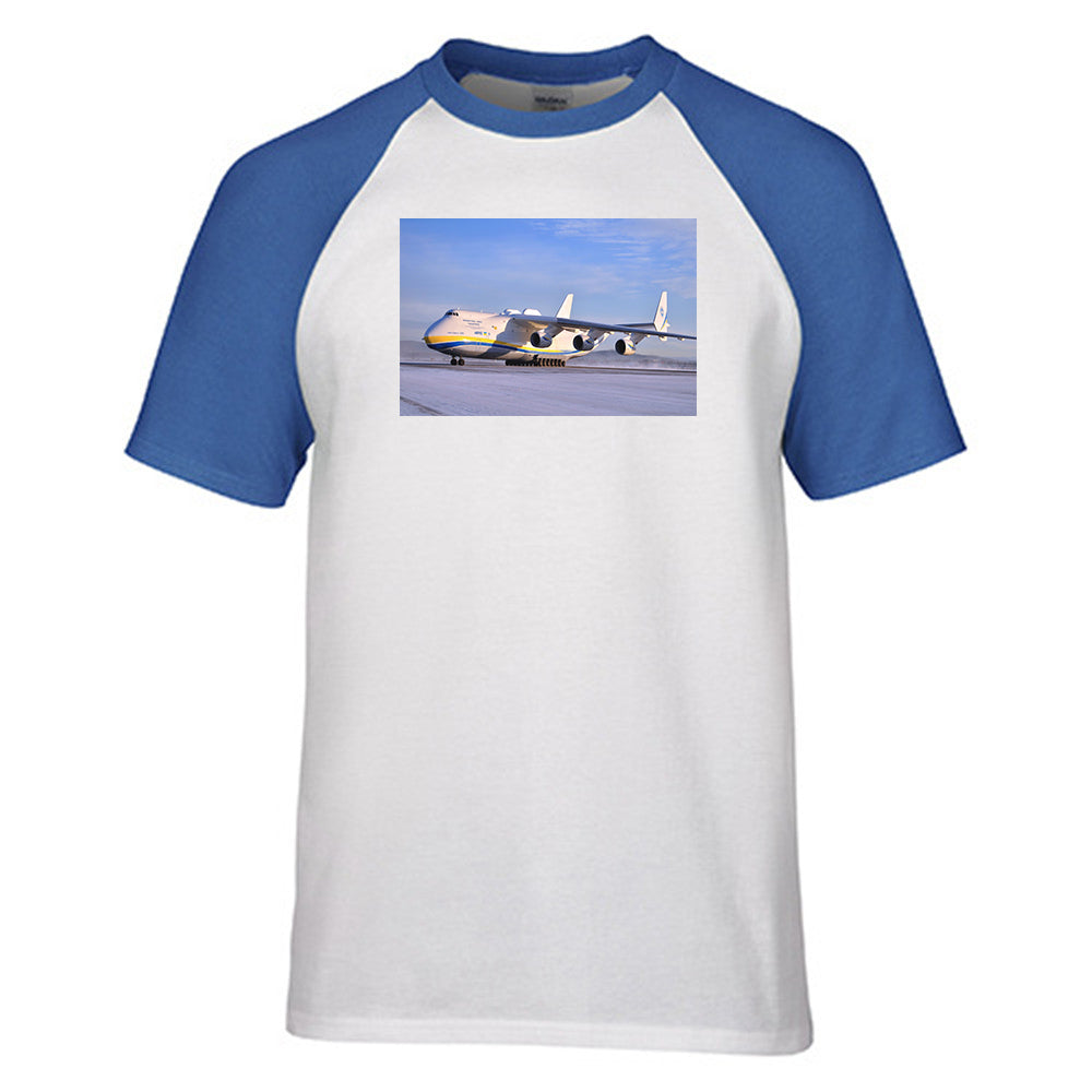 Antonov 225 (33) Designed Raglan T-Shirts