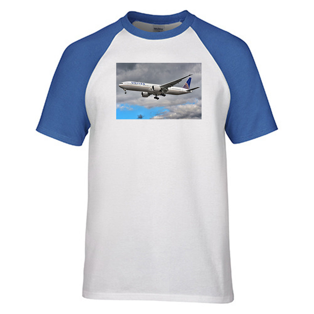 United Airways Boeing 777 Designed Raglan T-Shirts