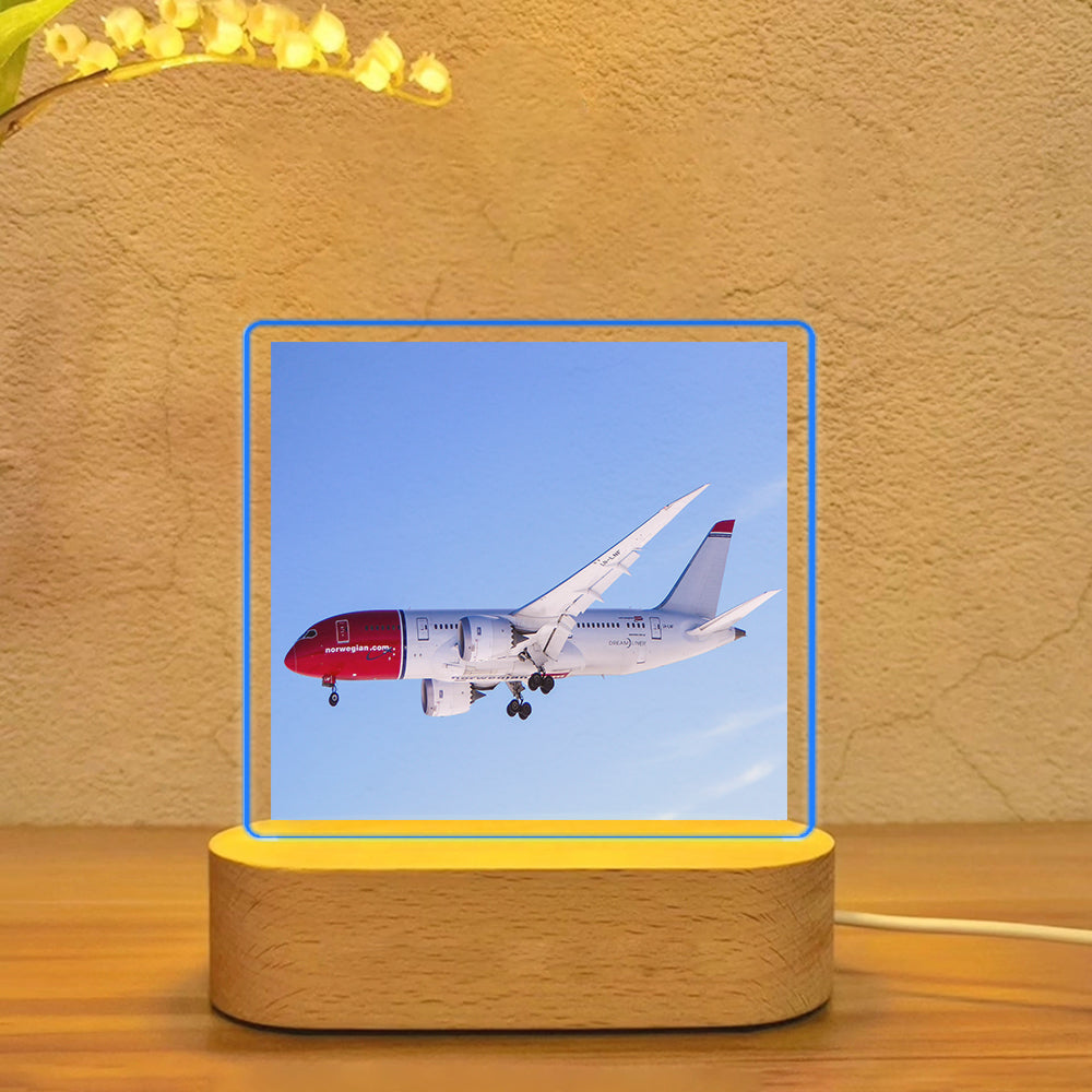 Norwegian Boeing 787 Designed Night Lamp