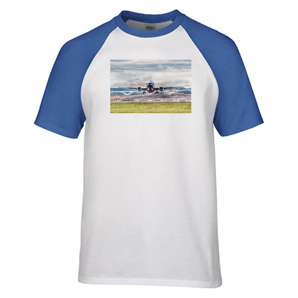 Departing Boeing 737 Designed Raglan T-Shirts