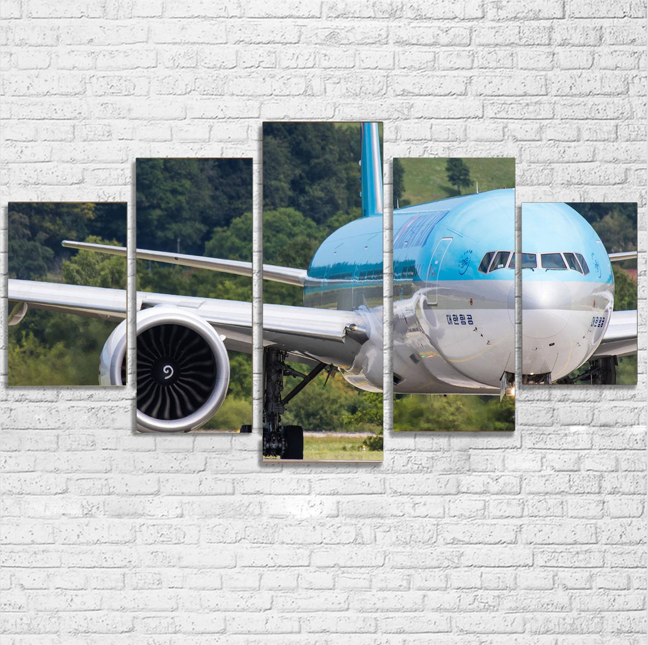Face to Face with Korean Airlines Boeing 777 Printed Multiple Canvas Poster Aviation Shop 