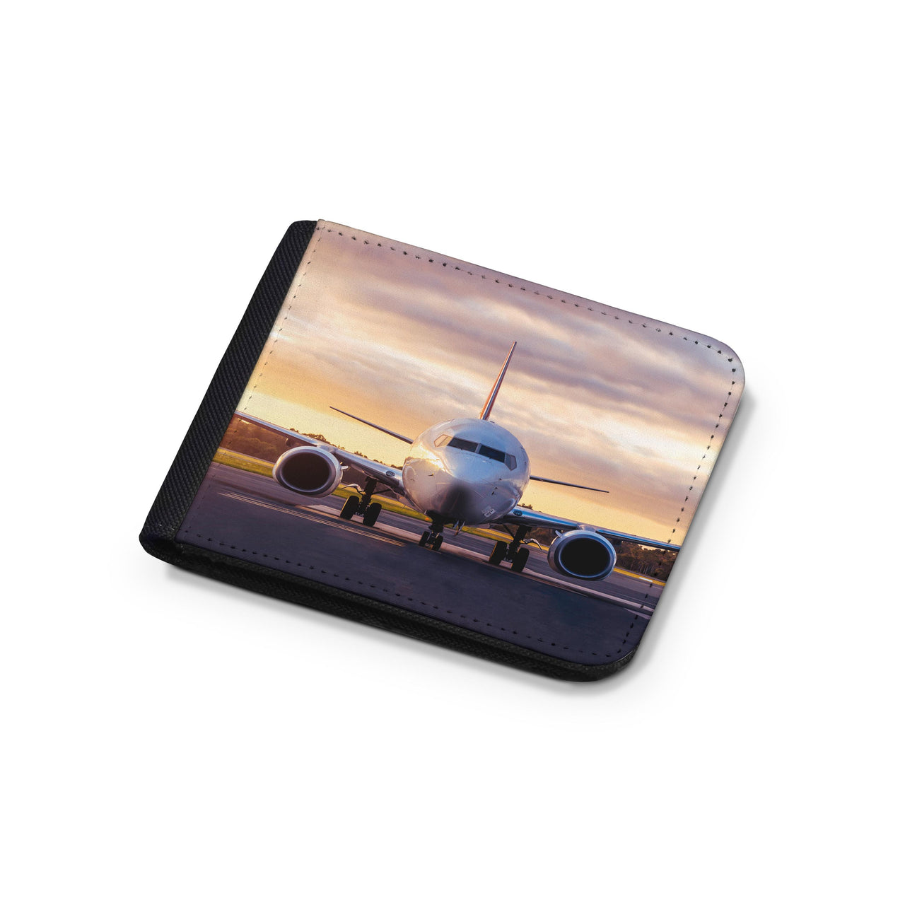 Face to Face with Boeing 737-800 During Sunset Designed Wallets