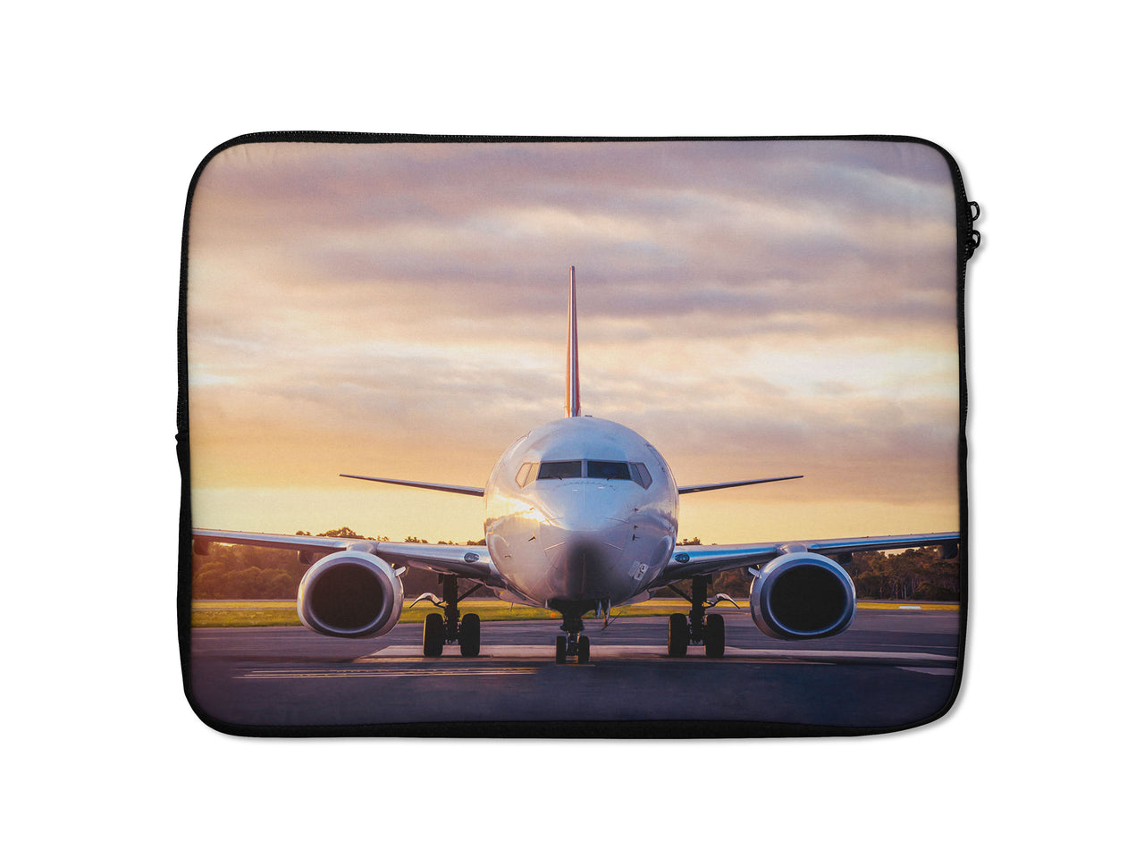 Face to Face with Boeing 737-800 During Sunset Designed Laptop & Tablet Cases