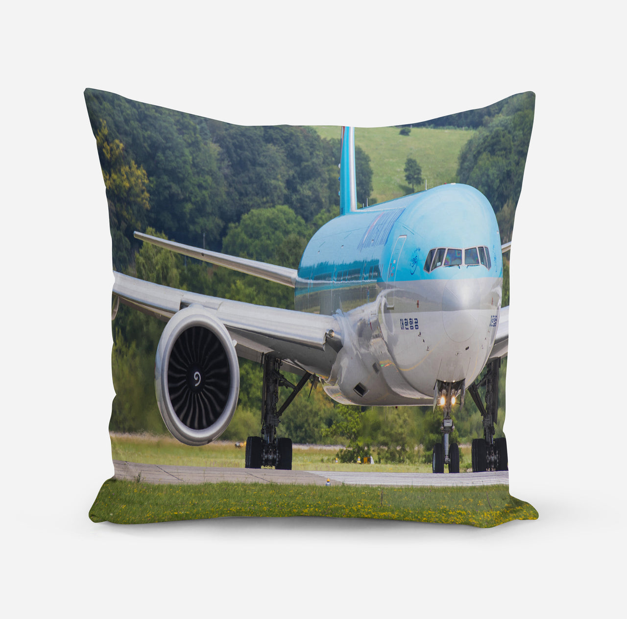 Face to Face with Korean Airlines Boeing 777 Designed Pillows