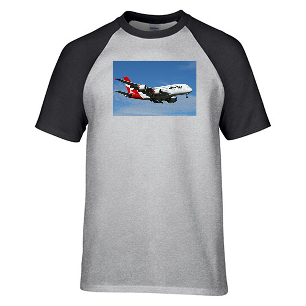 Landing Qantas A380 Designed Raglan T-Shirts