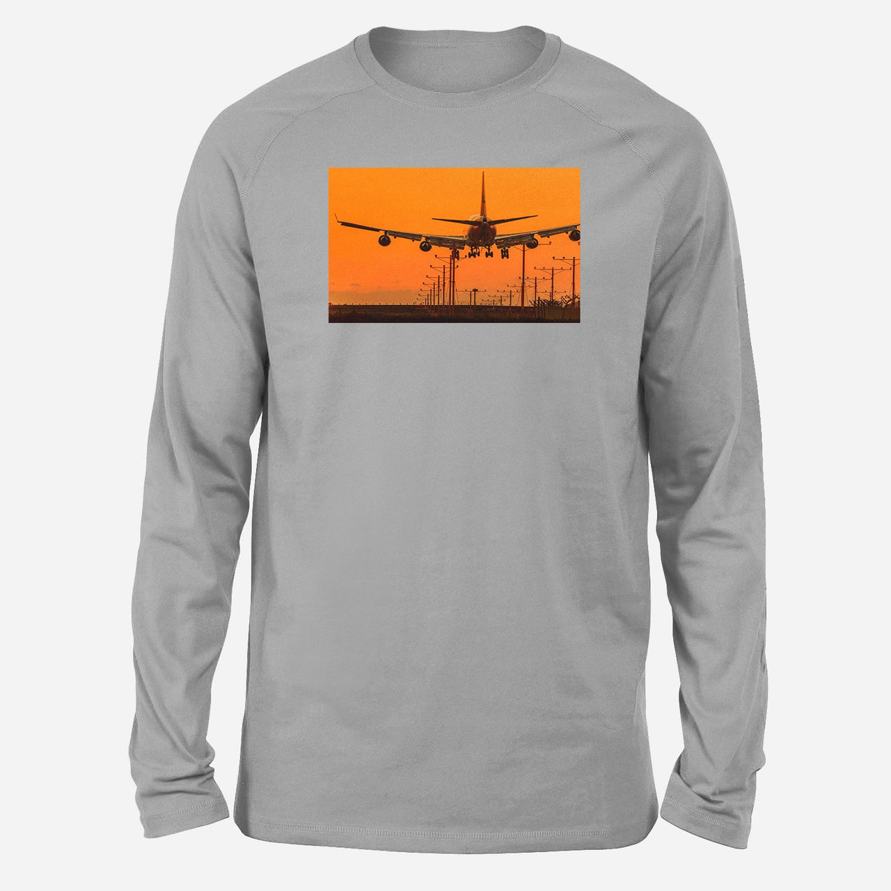 Close up to Boeing 747 Landing at Sunset Designed Long-Sleeve T-Shirts
