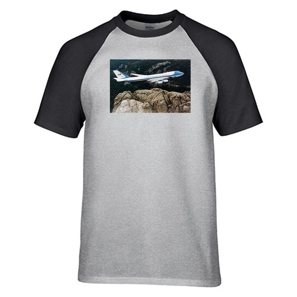 Cruising United States Of America Boeing 747 Designed Raglan T-Shirts