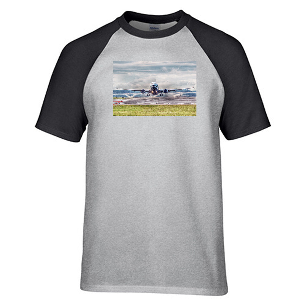 Departing Boeing 737 Designed Raglan T-Shirts