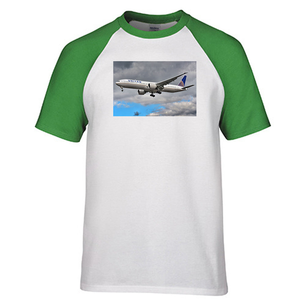 United Airways Boeing 777 Designed Raglan T-Shirts