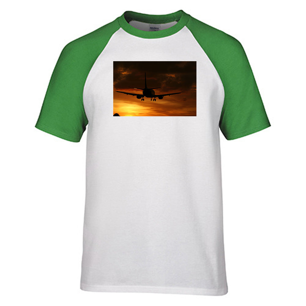 Beautiful Aircraft Landing at Sunset Designed Raglan T-Shirts