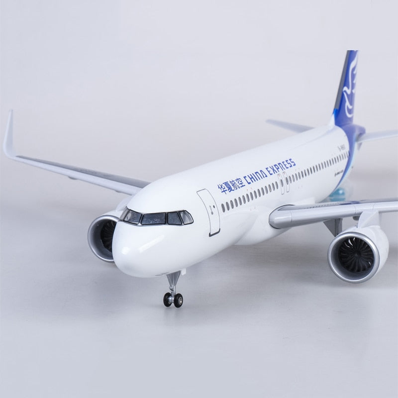 China Express Airbus A320Neo Airplane Model (47CM)