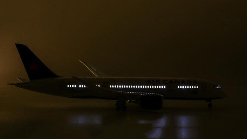 Air Canada NEW Livery Boeing 787 Airplane Model (1/130 Scale)