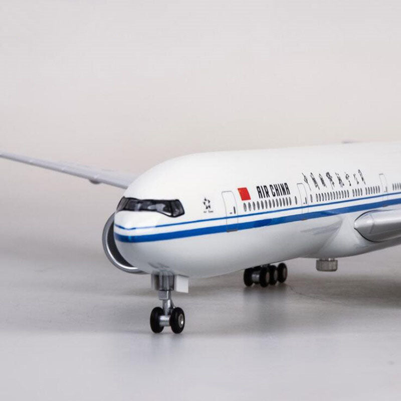 Air China Boeing 777 Airplane Model (1/157 Scale)