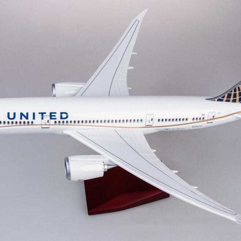 United Airlines Boeing 787 Airplane Model (1/130 Scale)