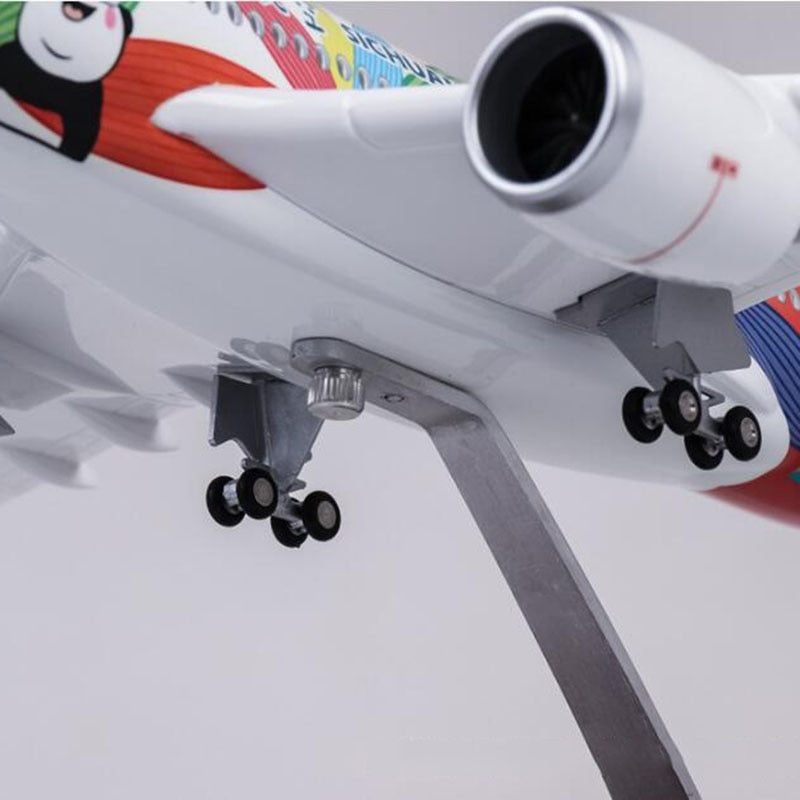 Sichuan Airlines Airbus A350 Airplane Model (1/142 Scale)