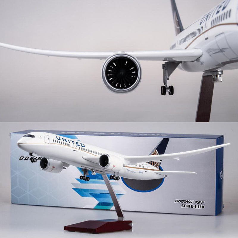 United Airlines Boeing 787 Airplane Model (1/130 Scale)