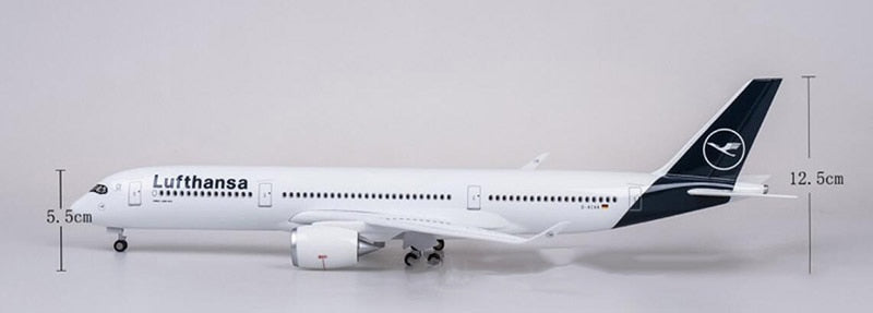 Lufthansa Airbus A350 Airplane Model (1/142 Scale)