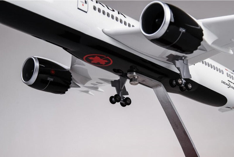 Air Canada NEW Livery Boeing 787 Airplane Model (1/130 Scale)