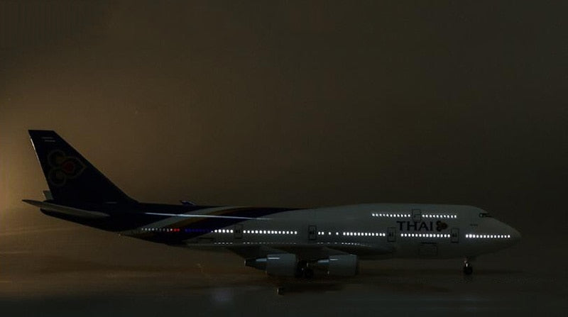 Thai Airways Boeing 747 Airplane Model (1/160 Scale - 47CM)