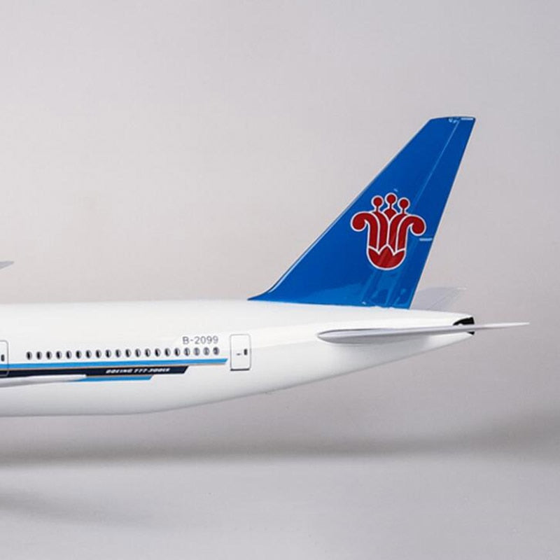 China Southern Airlines Boeing 777 Airplane Model (1/157 Scale)