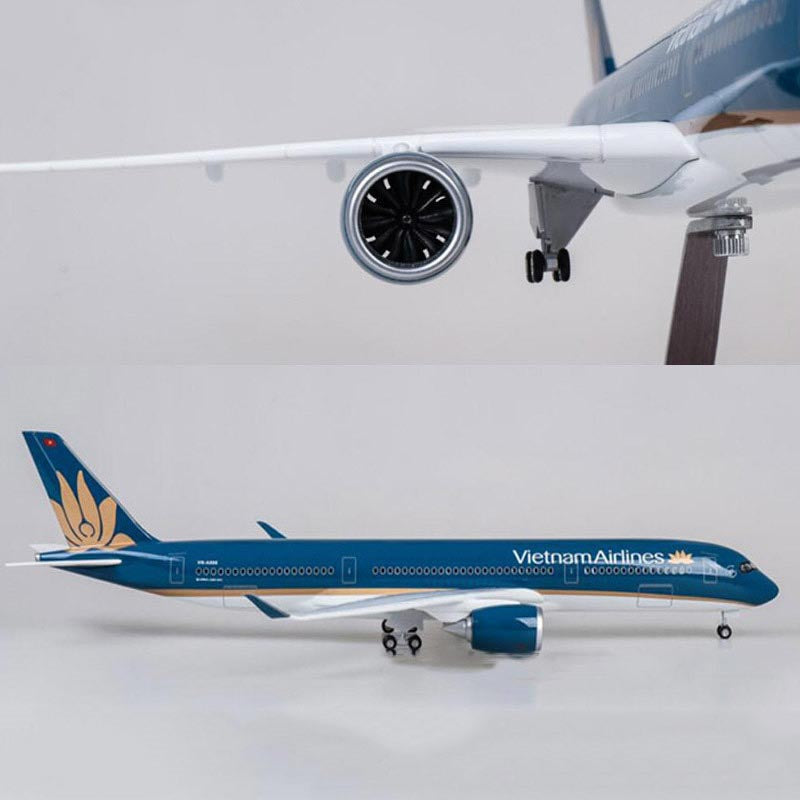 Vietnam Airlines Airbus A350 Airplane Model (1/142 Scale)