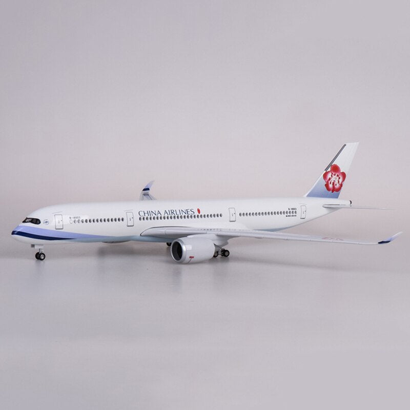 China Airlines Airbus A350 Airplane Model (1/142 Scale)