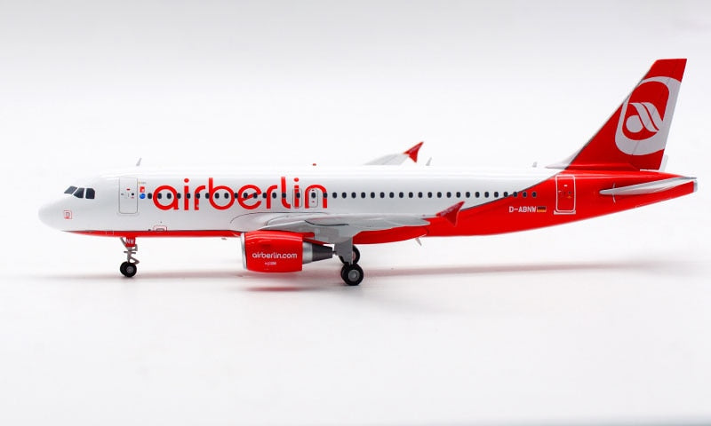 AirBerlin D-ABNW A320 Airplane Model (1/200 Scale)