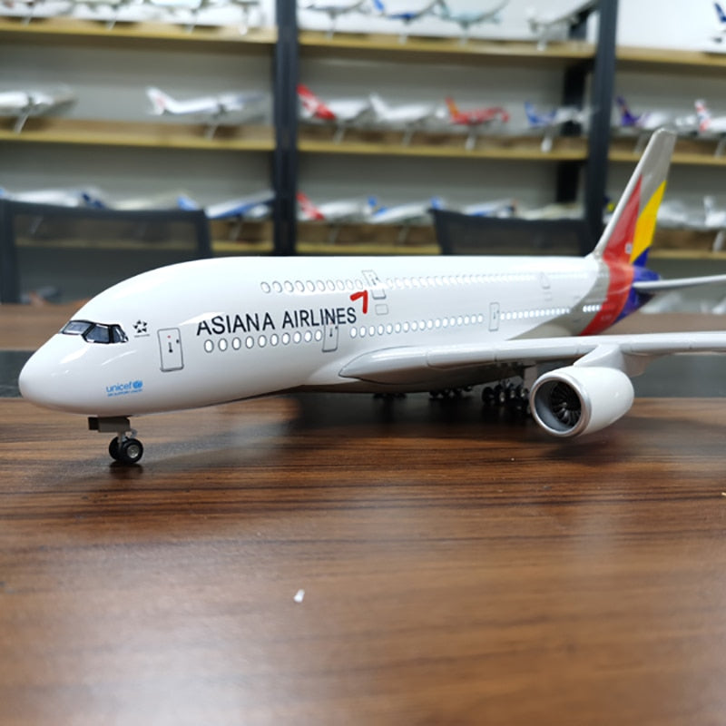 アシアナ航空 ASIANA AIRLINES Airbus A380 プラモデル アシアナ航空 ASIANA AIRLINES Airbus A380 プラモデル Amazon.com