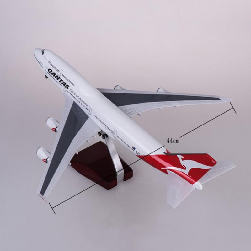 Qantas Boeing 747 Airplane Model (1/160 Scale - 47CM)
