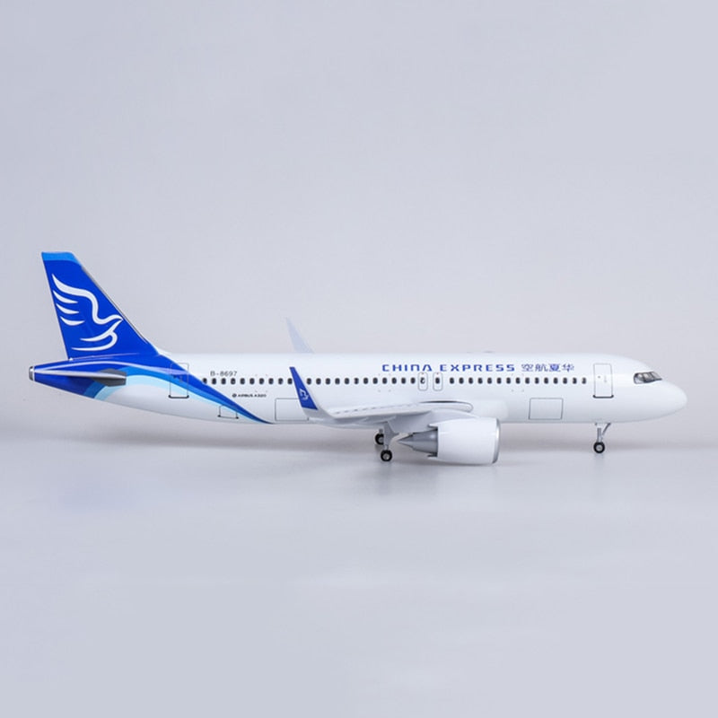China Express Airbus A320Neo Airplane Model (47CM)