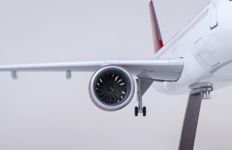 JUNYAO Airlines Airbus A320Neo Airplane Model (47CM)