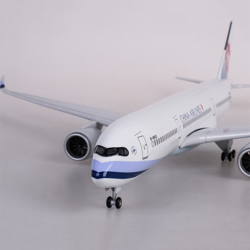China Airlines Airbus A350 Airplane Model (1/142 Scale)