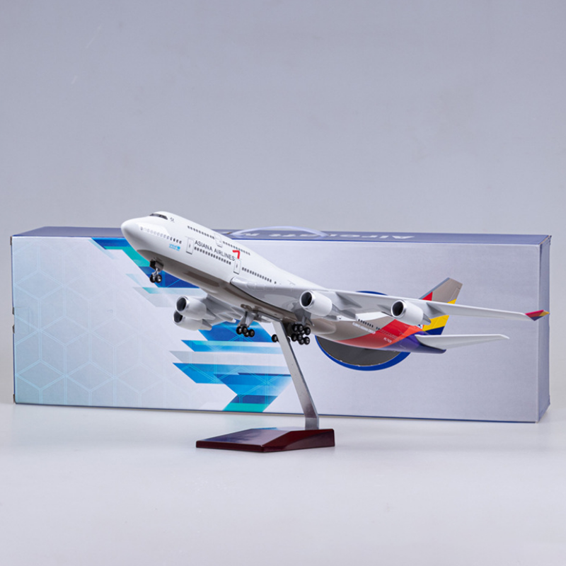 Asiana Airlines Boeing 747 Airplane Model (1/160 Scale - 47CM)