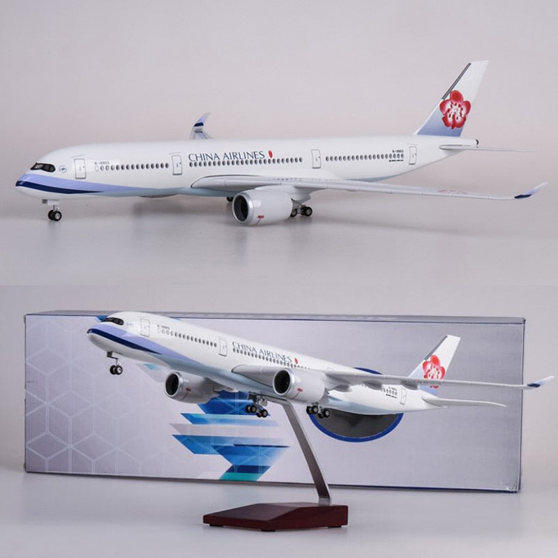 China Airlines Airbus A350 Airplane Model (1/142 Scale)