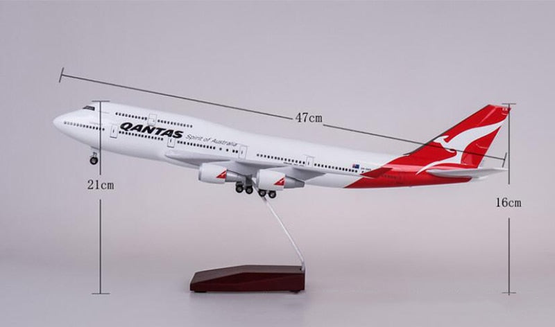 Qantas Boeing 747 Airplane Model (1/160 Scale - 47CM)