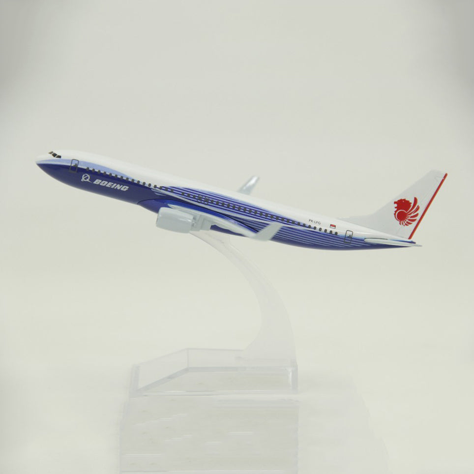 Indonesian lion Boeing 737 Airplane Model (16CM)