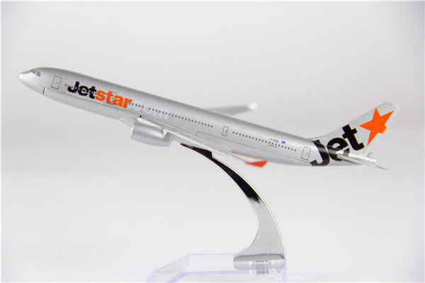 JetStar Airbus A330 Airplane Model (16CM)