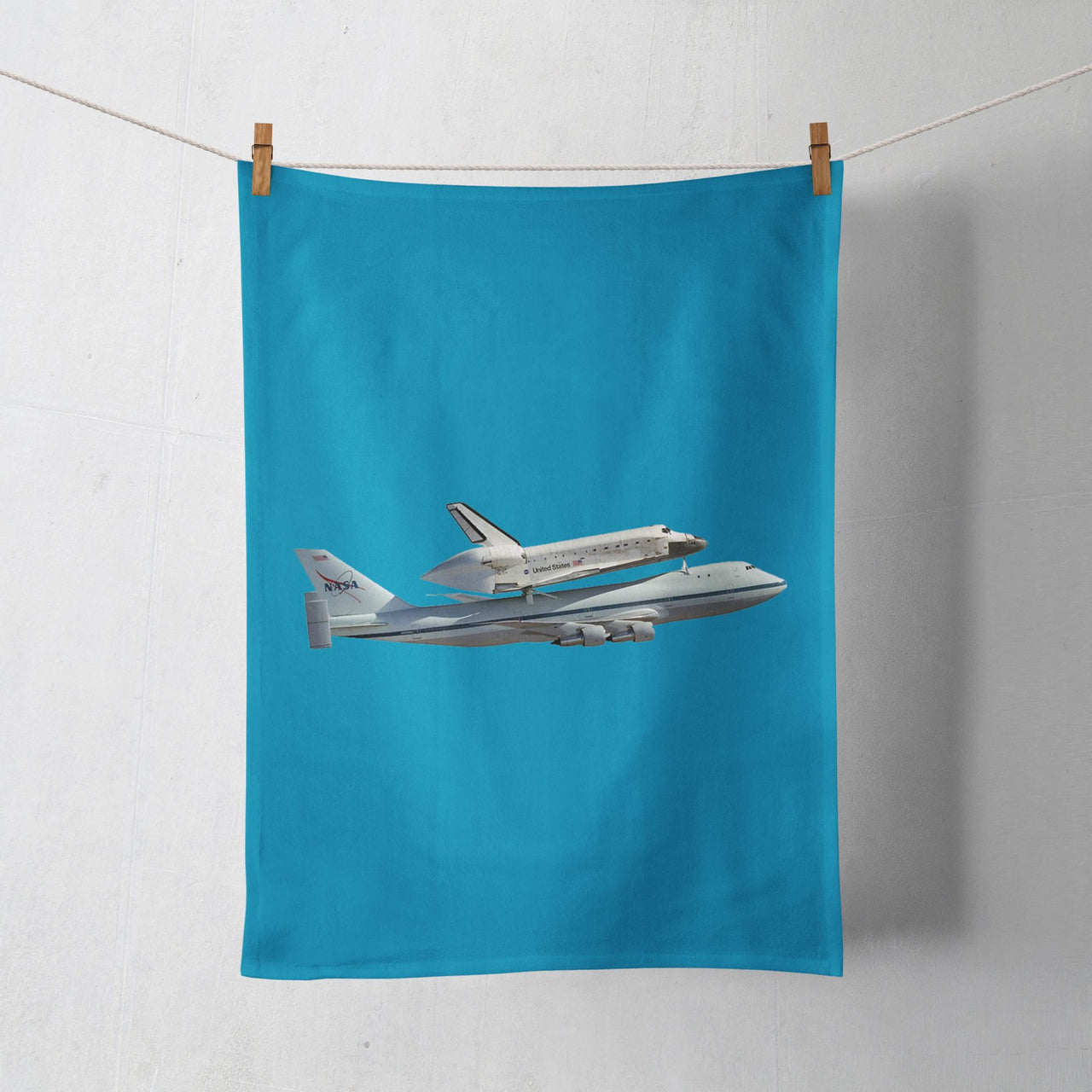 Space shuttle on 747 Designed Towels