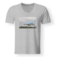 Thumbnail for Landing KLM's Boeing 747 Designed V-Neck T-Shirts
