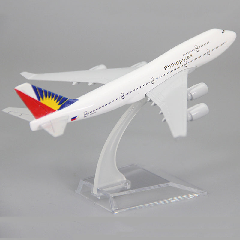Philippine Airlines Boeing 747 Airplane Model (16CM)