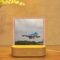 Thumbnail for Landing KLM's Boeing 747 Designed Night Lamp