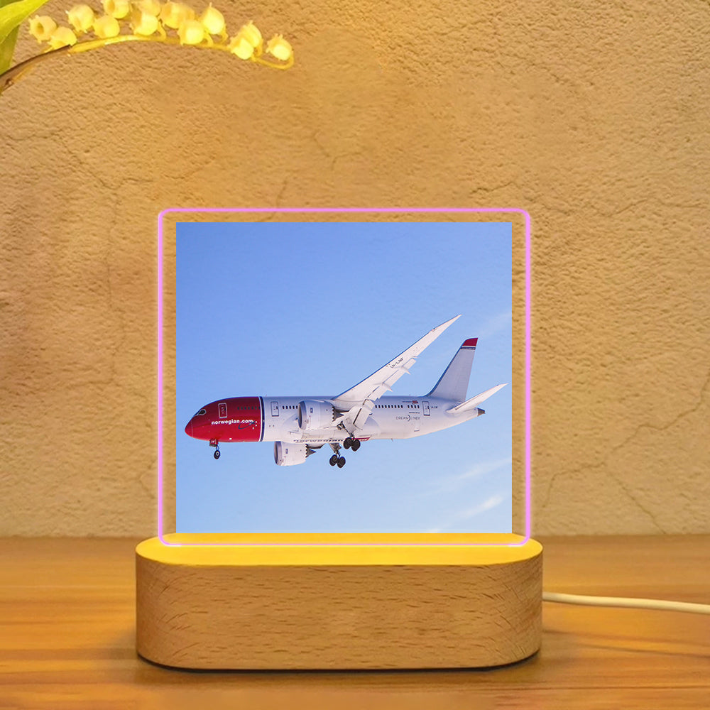 Norwegian Boeing 787 Designed Night Lamp