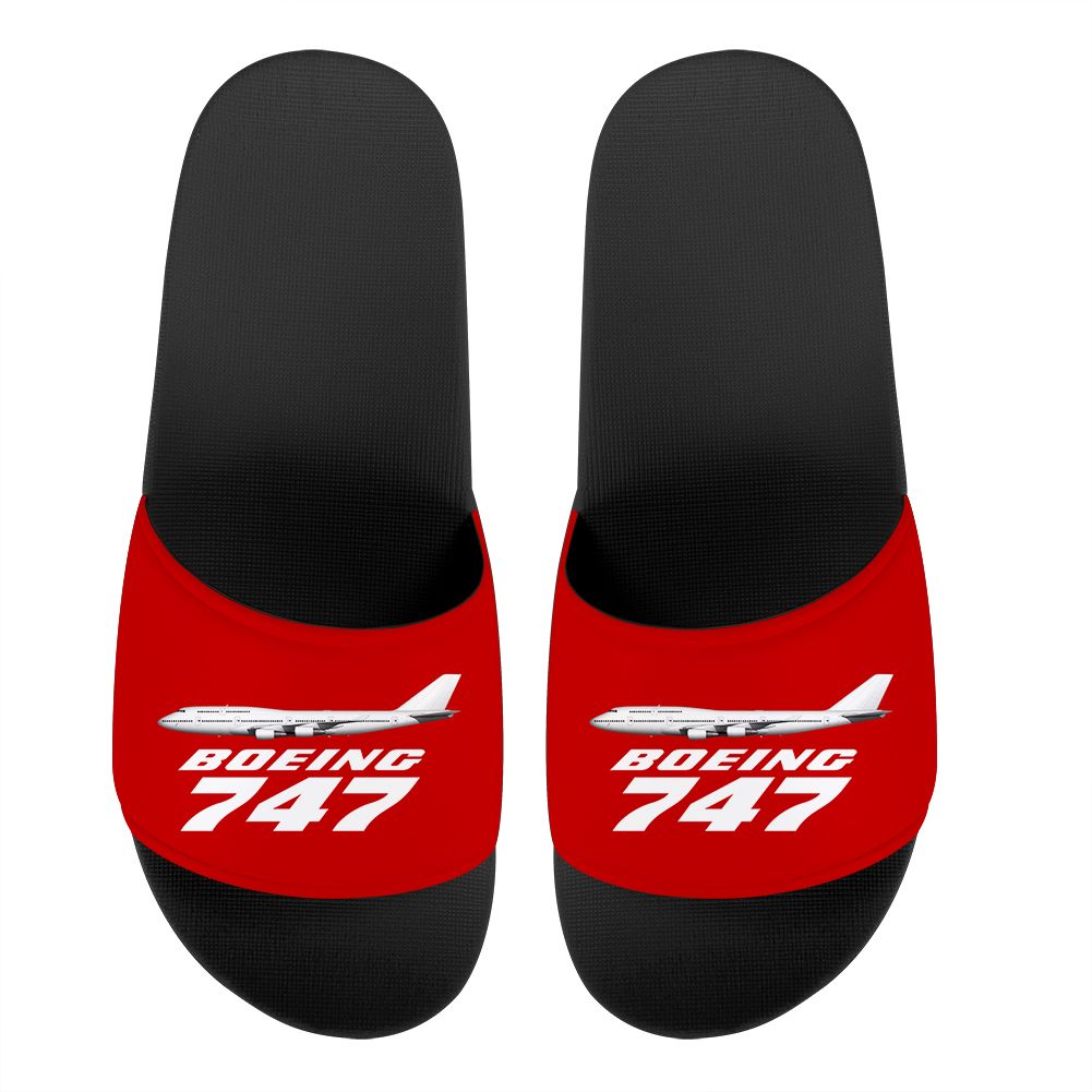 The Boeing 747 Designed Sport Slippers