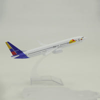 Thumbnail for Satna Airways of Colombia Boeing 737 Airplane Model (16CM)