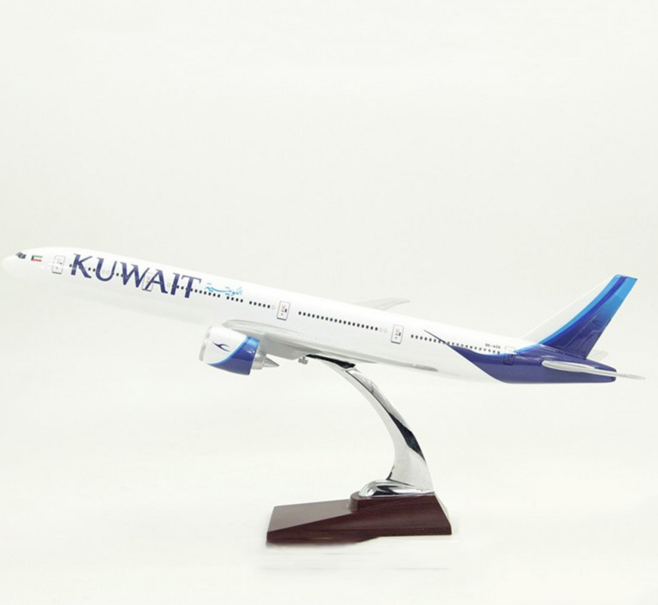 KUWAIT Airways Boeing 777 Airplane Model (Special 47CM)