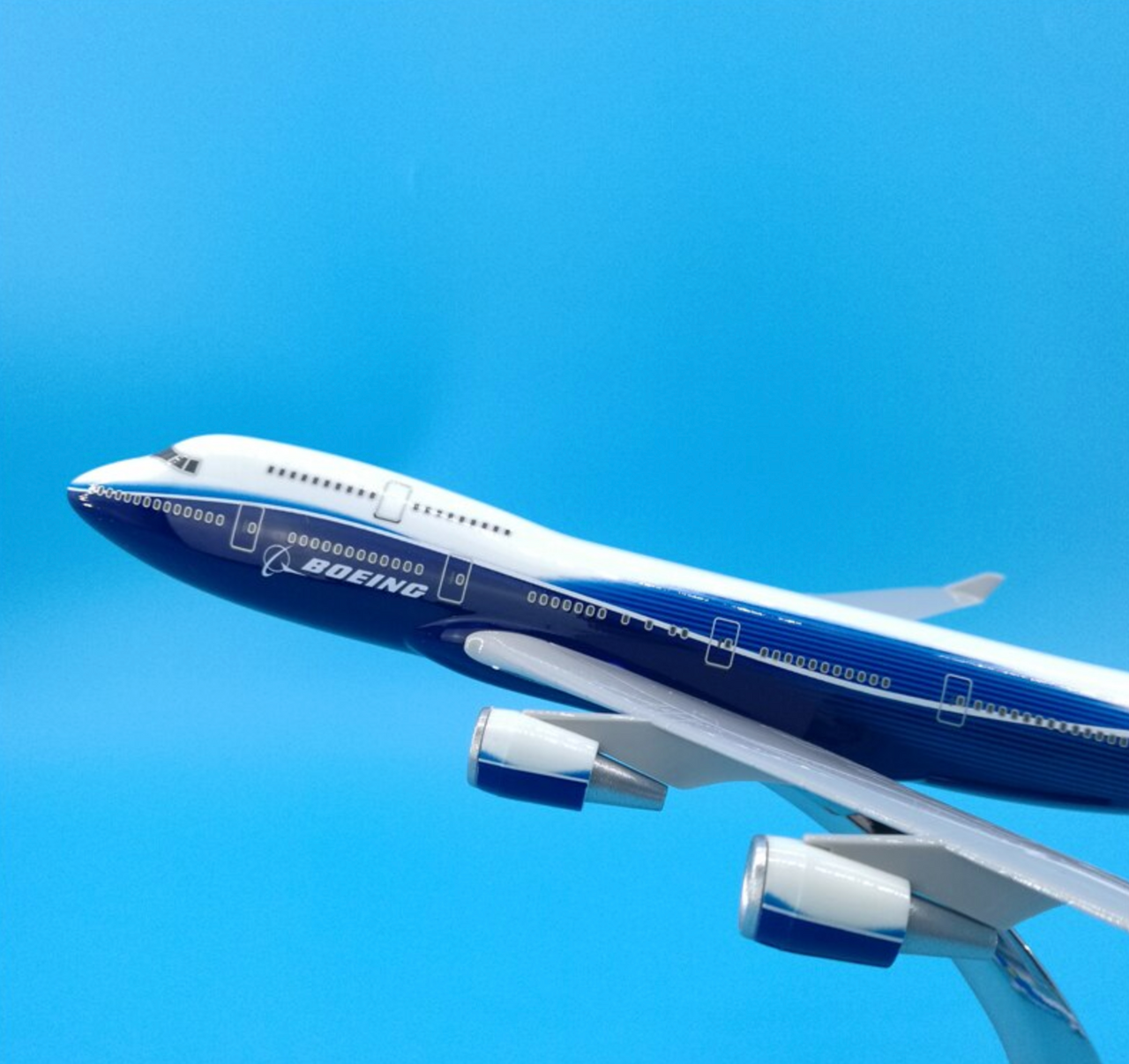 Boeing 747-400 Original Livery Airplane Model (Special 32CM)