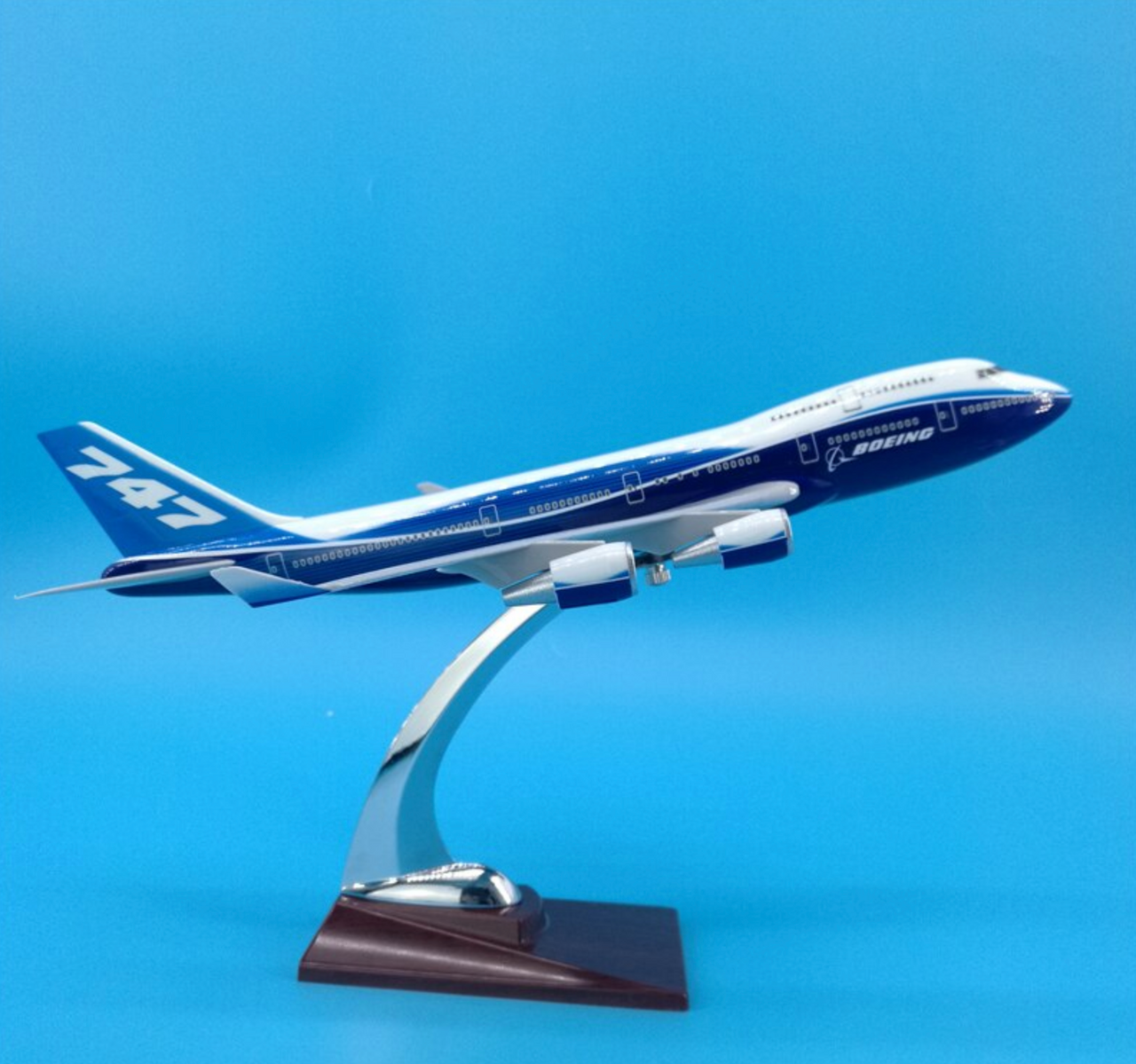 Boeing 747-400 Original Livery Airplane Model (Special 32CM)