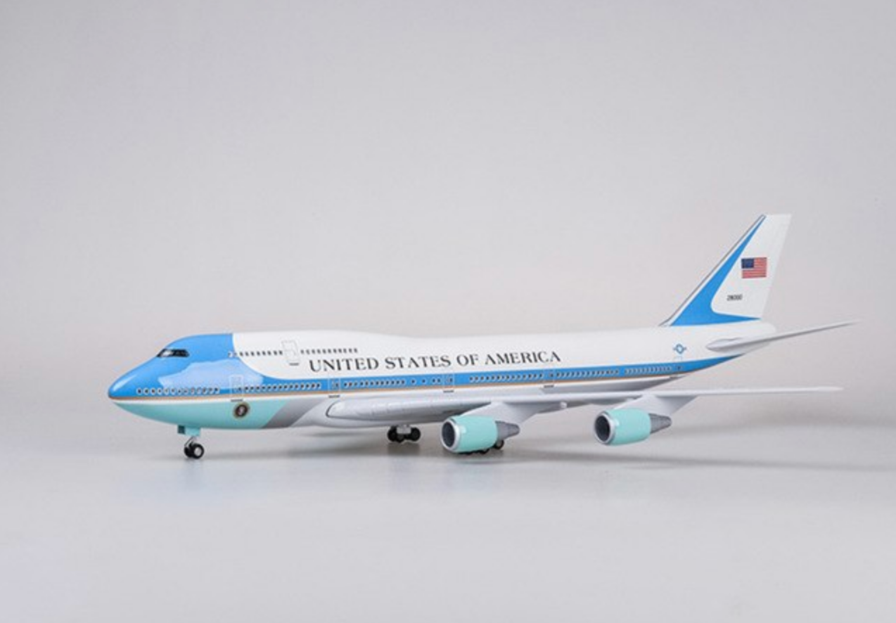 United States Air Force One Boeing 747 (Special Edition 47CM) Airplane Model